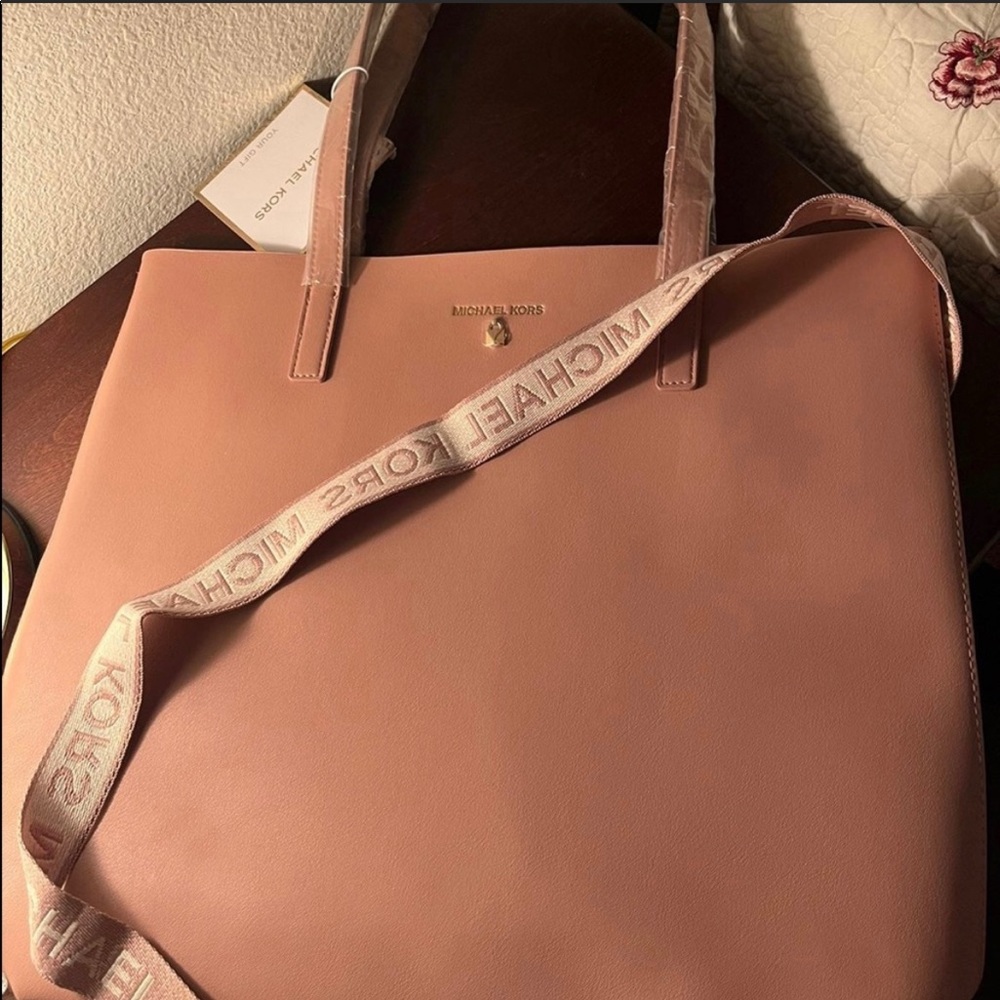 Michael Kors tote bag